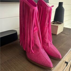 Women's Pink Fringe Boots